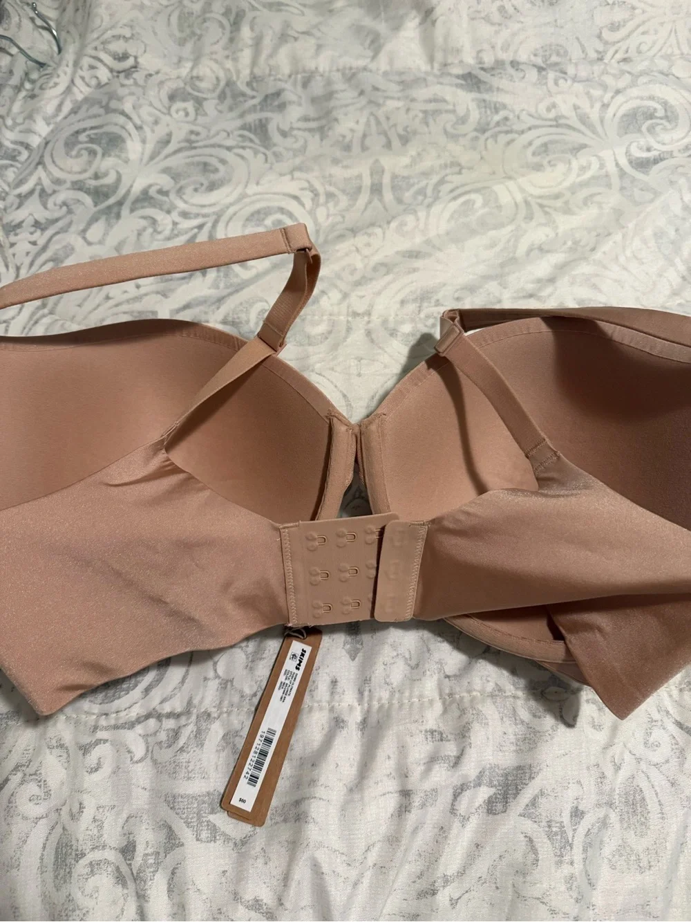 Skims Ultimate Push Up Plunge Bra - Picture 2 of 3